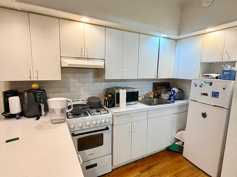 261 Broome St #2C — Photo 4