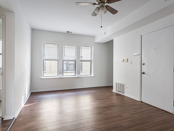 4th image of 3170 W Eastwood Ave #3162-2