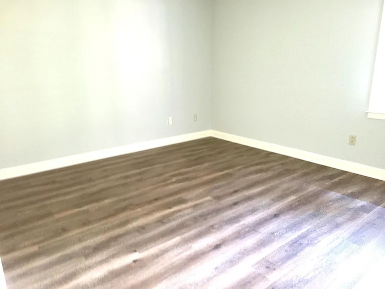 2141 Selwyn Ave #111 — Photo 11