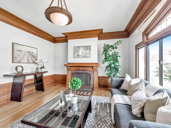 1243 25th Ave, San Francisco, CA 94122
