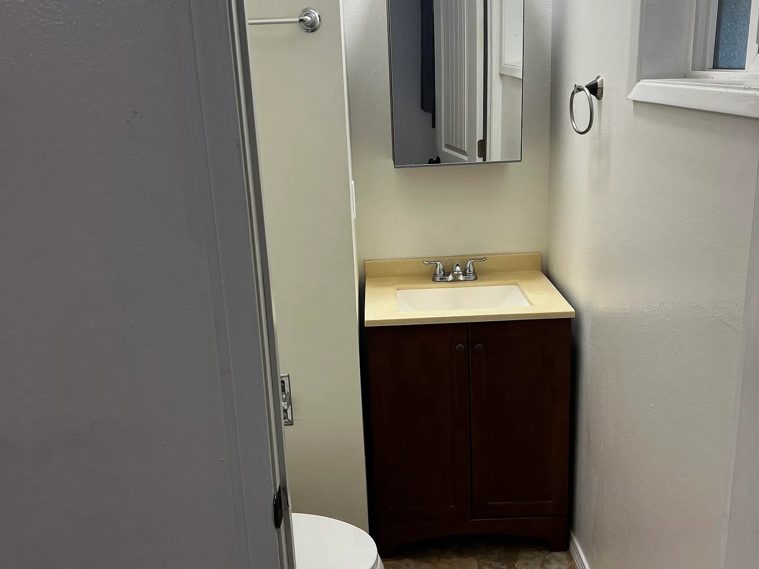 2 bed, 1.5 bath, 1100 sqft, $1,750 — Photo 4