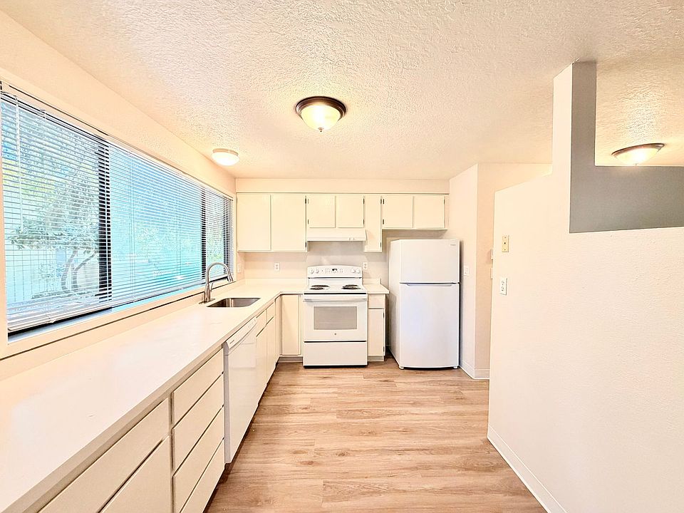 1st image of 6951-6957 SW Montauk Cir #6951