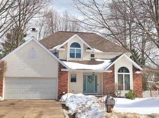 5121 Merilee Dr, Erie, PA 16506