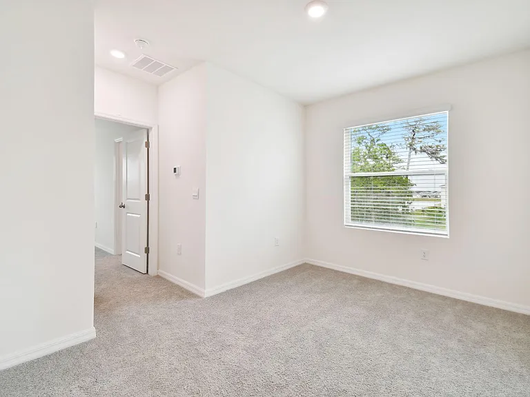32943 Regent Canal St — Photo 26