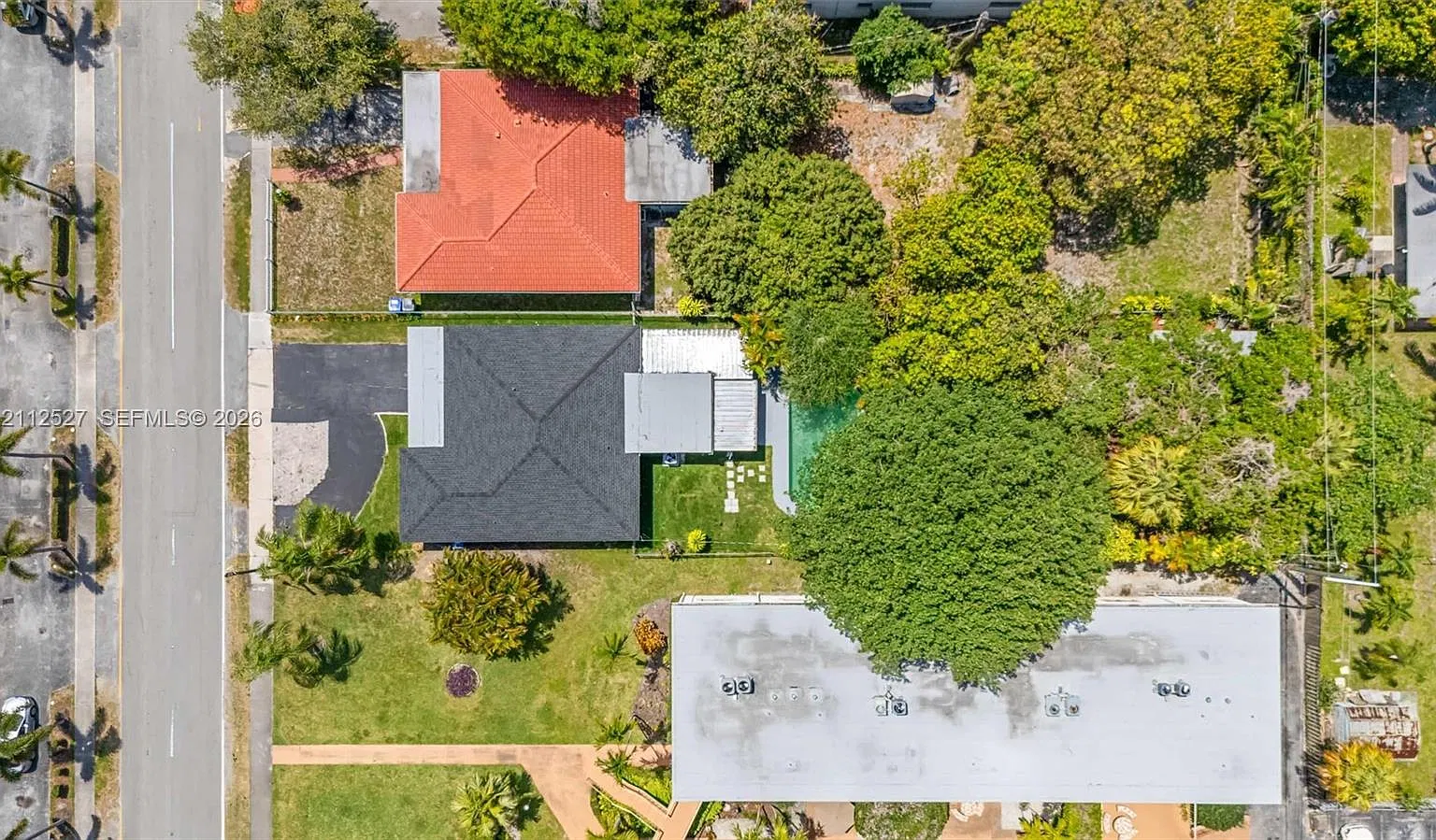 Hollywood Little Ranches — Photo 4