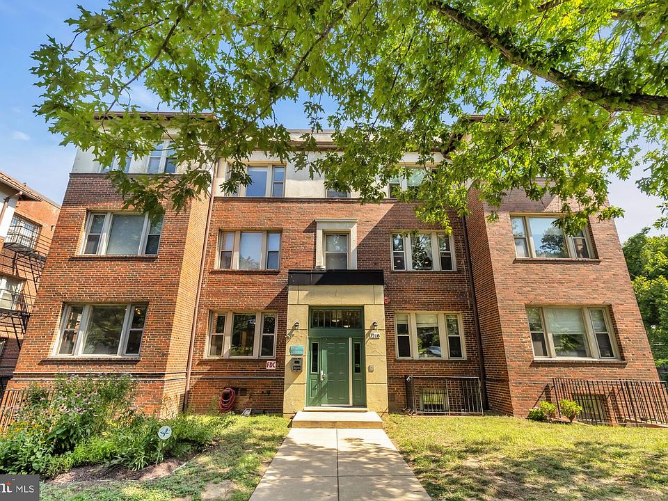 1st image of 1218 Perry St NE APT 101