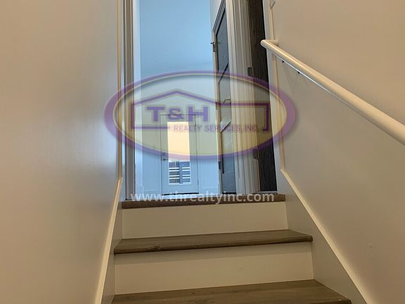 5th image of 1 N Park Ave #2157