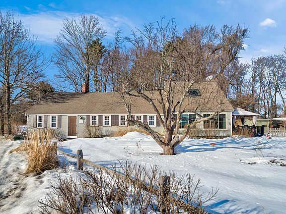 2nd image of 92 Main Street