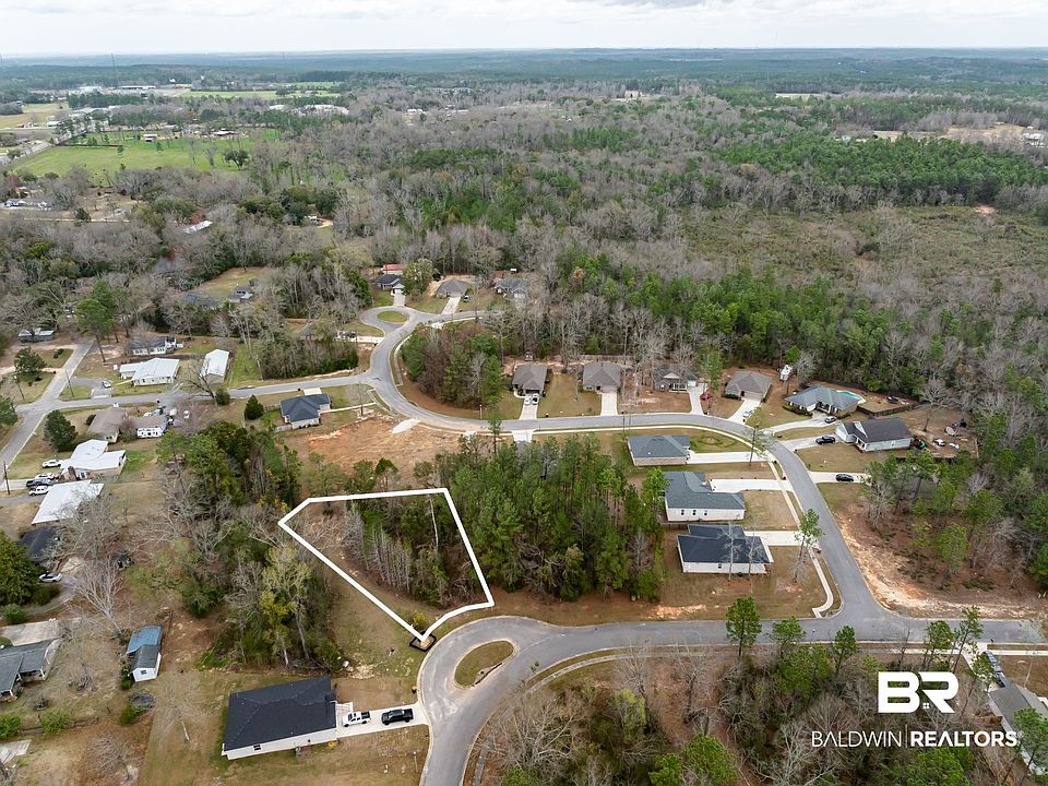 1st image of 4 Mary Jane Dr