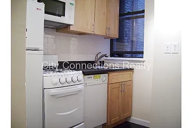 Rented by City Connections Realty