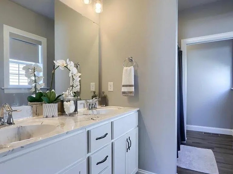 212 Buckton Dr — Photo 8