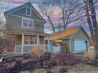 404 Monroe Ave, Fox Lake, IL 60020