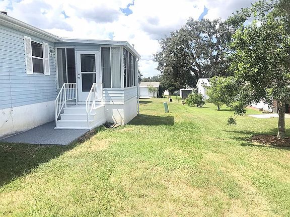 5th image of 1207 Tarpon Ln