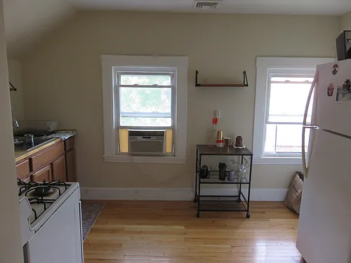 110 Lawrence St #3 Photo 1