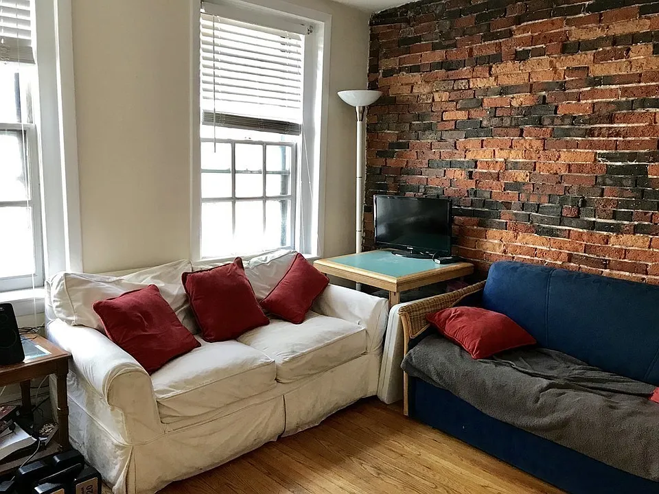 43 Grove St #2