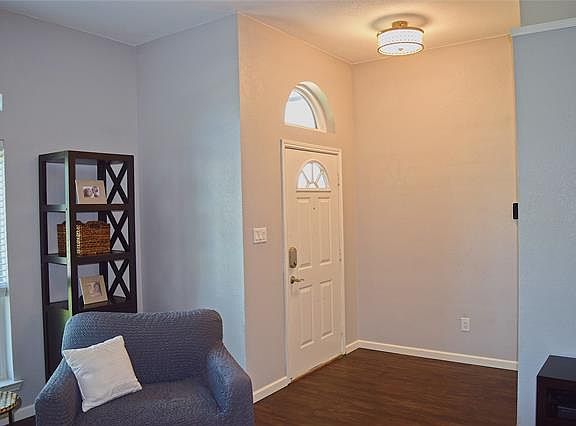 4th image of 2090 Paint Pony Ln