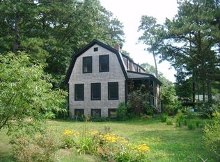 18 Agawam Rd, Plymouth, MA 02360