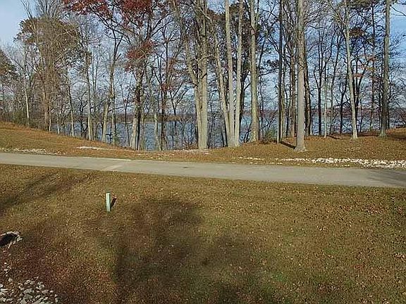 2nd image of 2739 E Pedigo Bay Dr