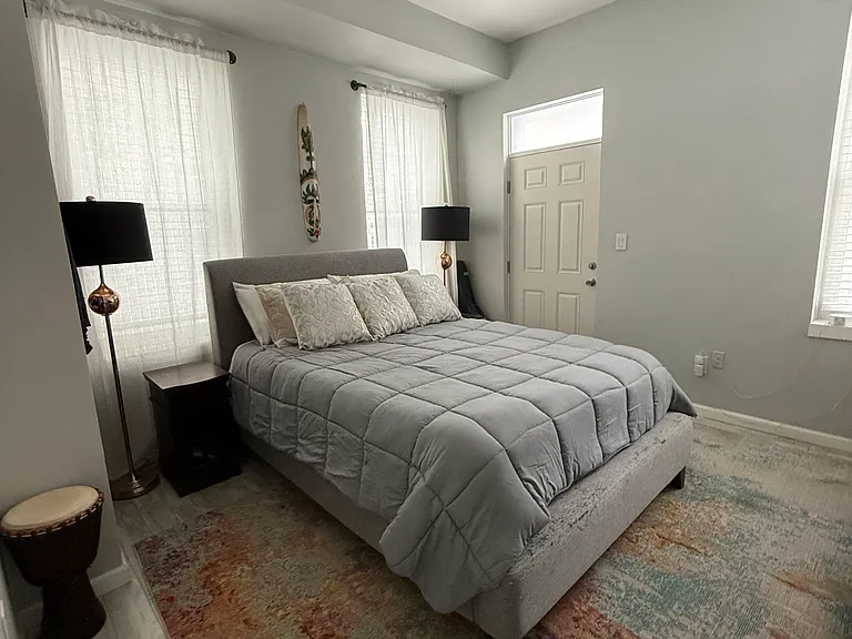 602 Lockhart St #5 — Photo 3