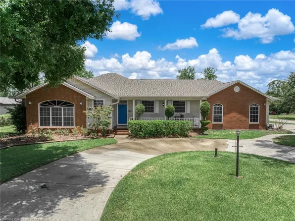410 Orange Ave, Wauchula, FL 33873