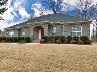238 River Walk Trl, New Market, AL 35761