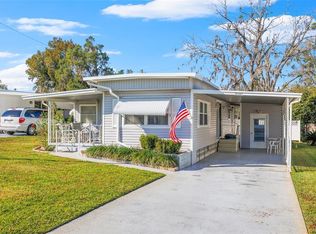 6047 Ridgewood Dr, Zephyrhills, FL 33542