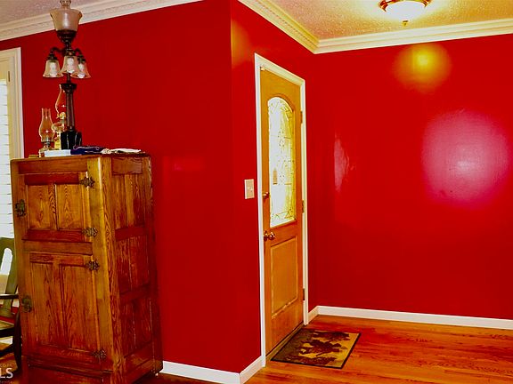 2nd image of 1435 Peyton Pl #19