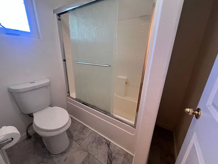 1678 N Highway 395 #28 — Photo 6