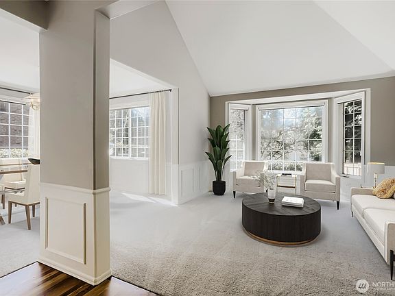 3rd image of 724 N 190th Street