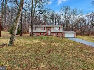828 Lewisberry Rd, Lewisberry, PA 17339