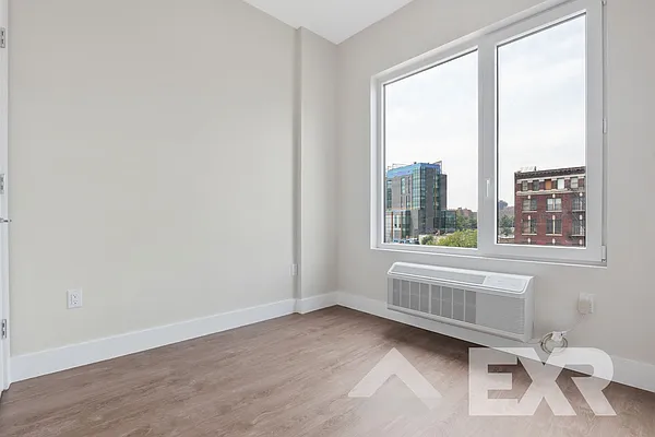 Rented by EXR | media 24