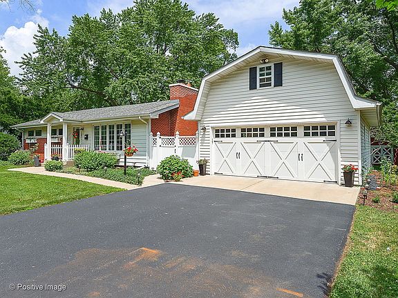 2nd image of 22W640 Hackberry Dr