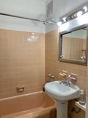 Rented by CJ Net Inc. | media 17