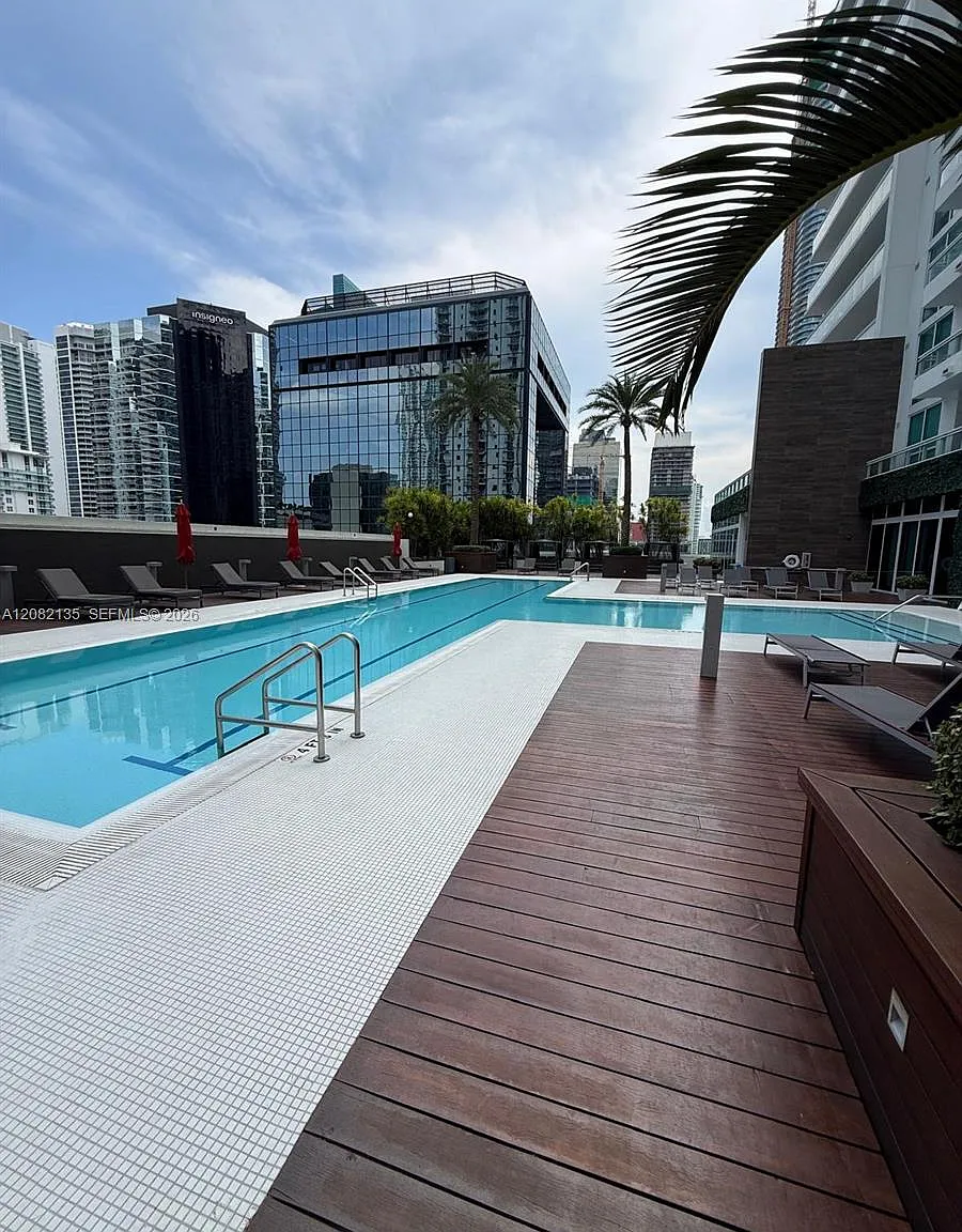 The Bondo (1080 Brickell) — Photo 2