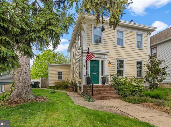 356 S Main St, Hightstown, NJ 08520