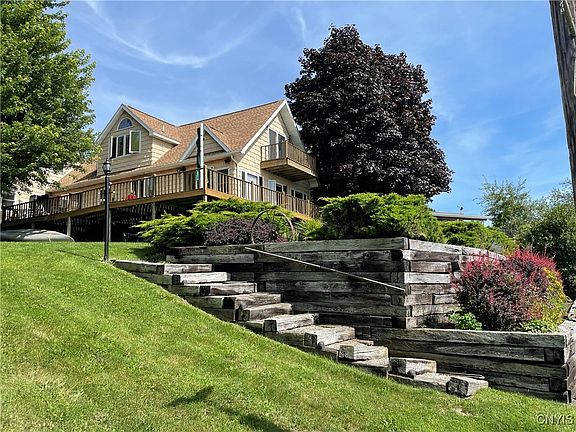 3rd image of 16505 Rainbow Shores Dr