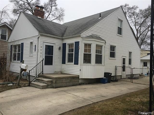 2nd image of 3137 Tyler Ave