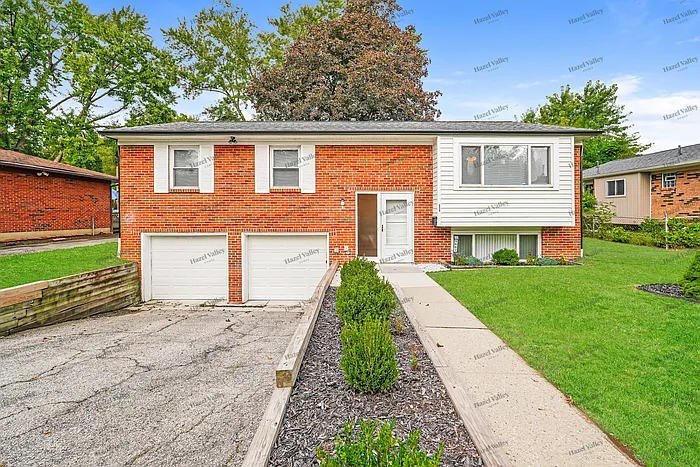 5667 Roche Dr