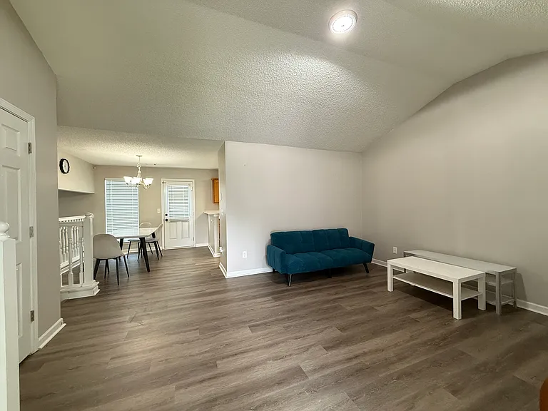 3314 Waggoner Trl — Photo 2