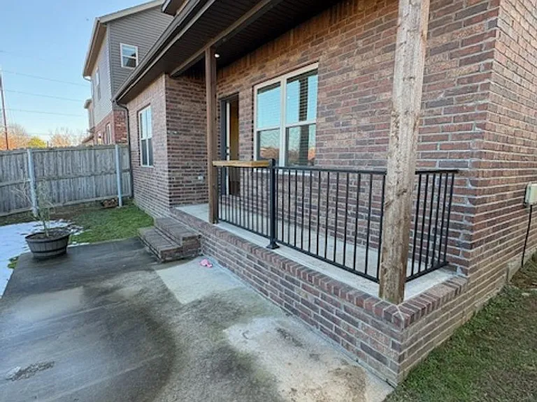 3104 SW Riverstone Ave — Photo 15