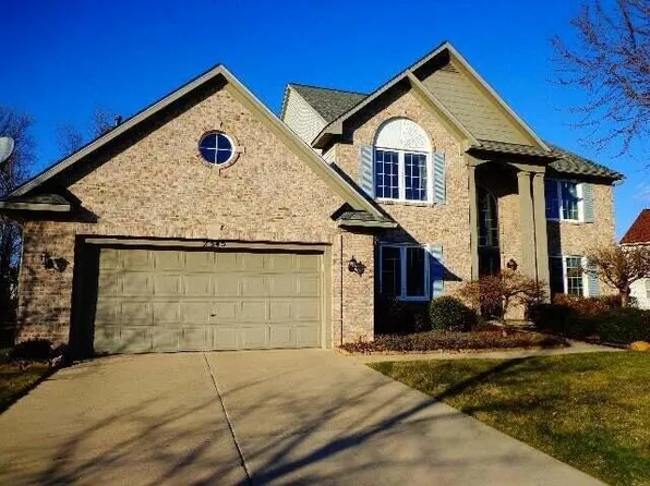 2345 Hickory Point Dr, Ann Arbor, MI 48105