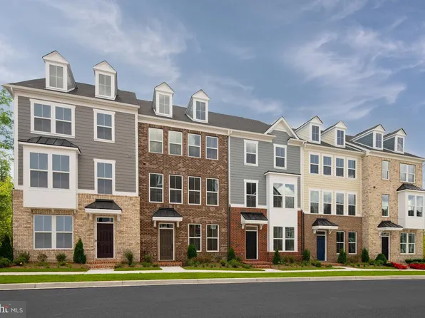 6628 Camden St, Middle River, MD 21220