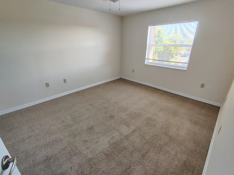 7032 Congress St #404 — Photo 6