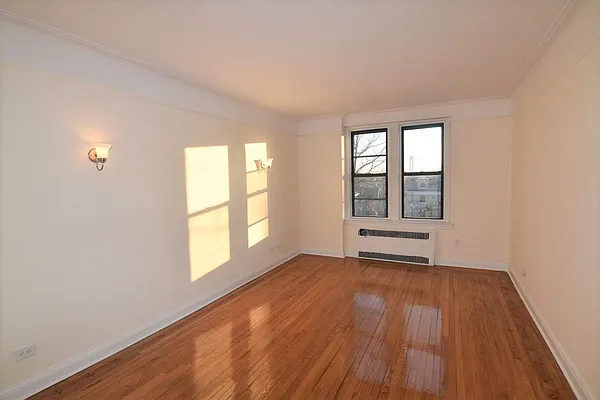 Rented by Zuz Realty | media 14