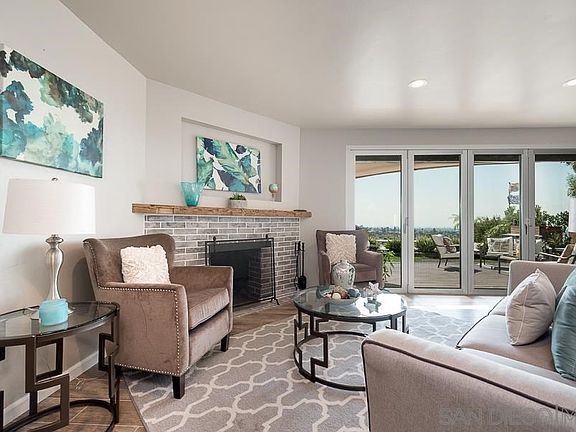 4th image of 4220 W Overlook Dr