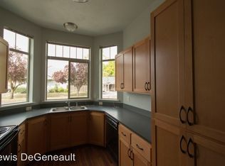 1525 Patterson St, Eugene, OR 97401