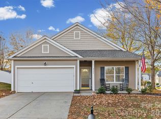 2133 Seabrook Ln, Fort Mill, SC 29715