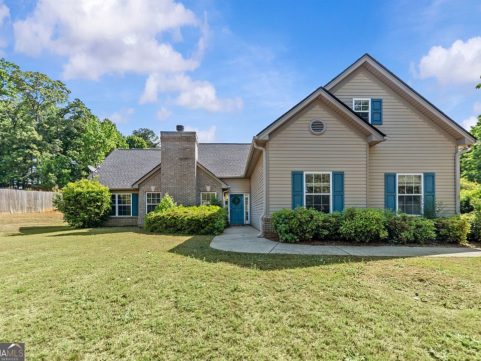 1st image of 180 Laurel Oaks Ln