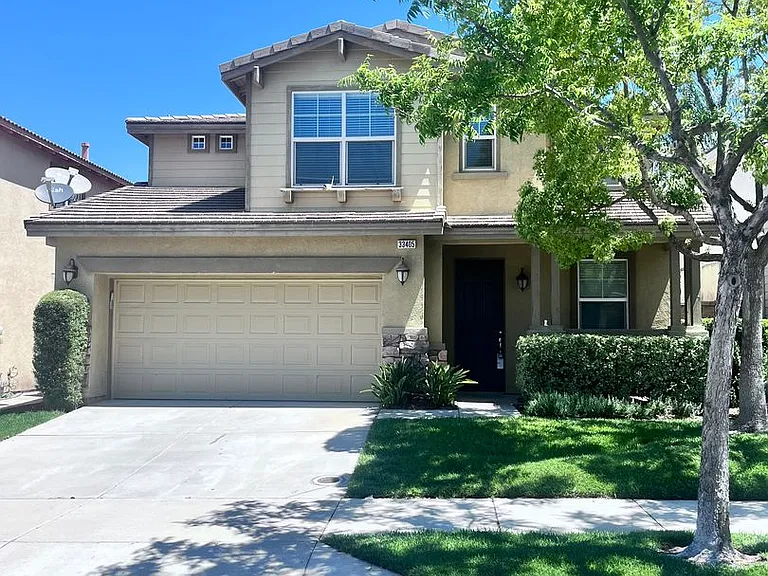 33405 Wallace Way — Photo 1