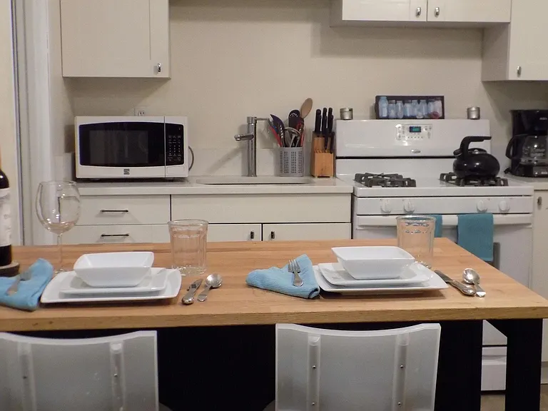 1215 N Marion Ct #1F — Photo 6